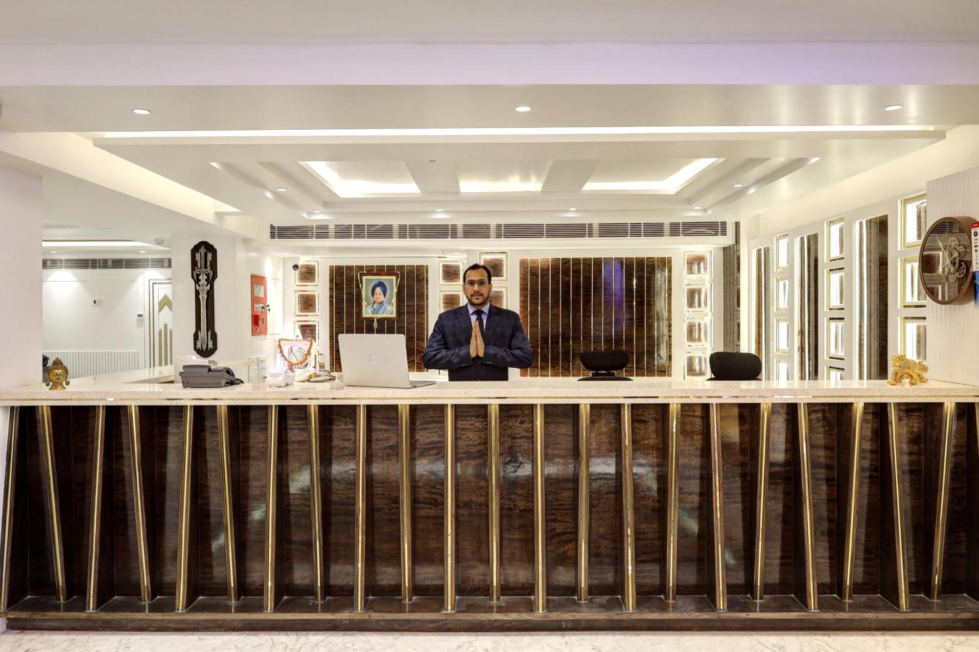 Hotel Namaste Hindustan Just A Minute Away From New Delhi Railway Station And Connaught Place Dış mekan fotoğraf