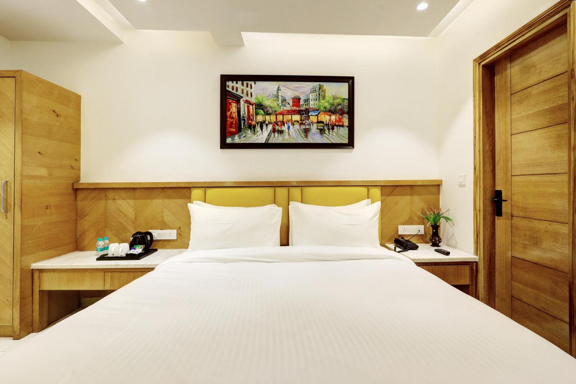Hotel Namaste Hindustan Just A Minute Away From New Delhi Railway Station And Connaught Place Dış mekan fotoğraf