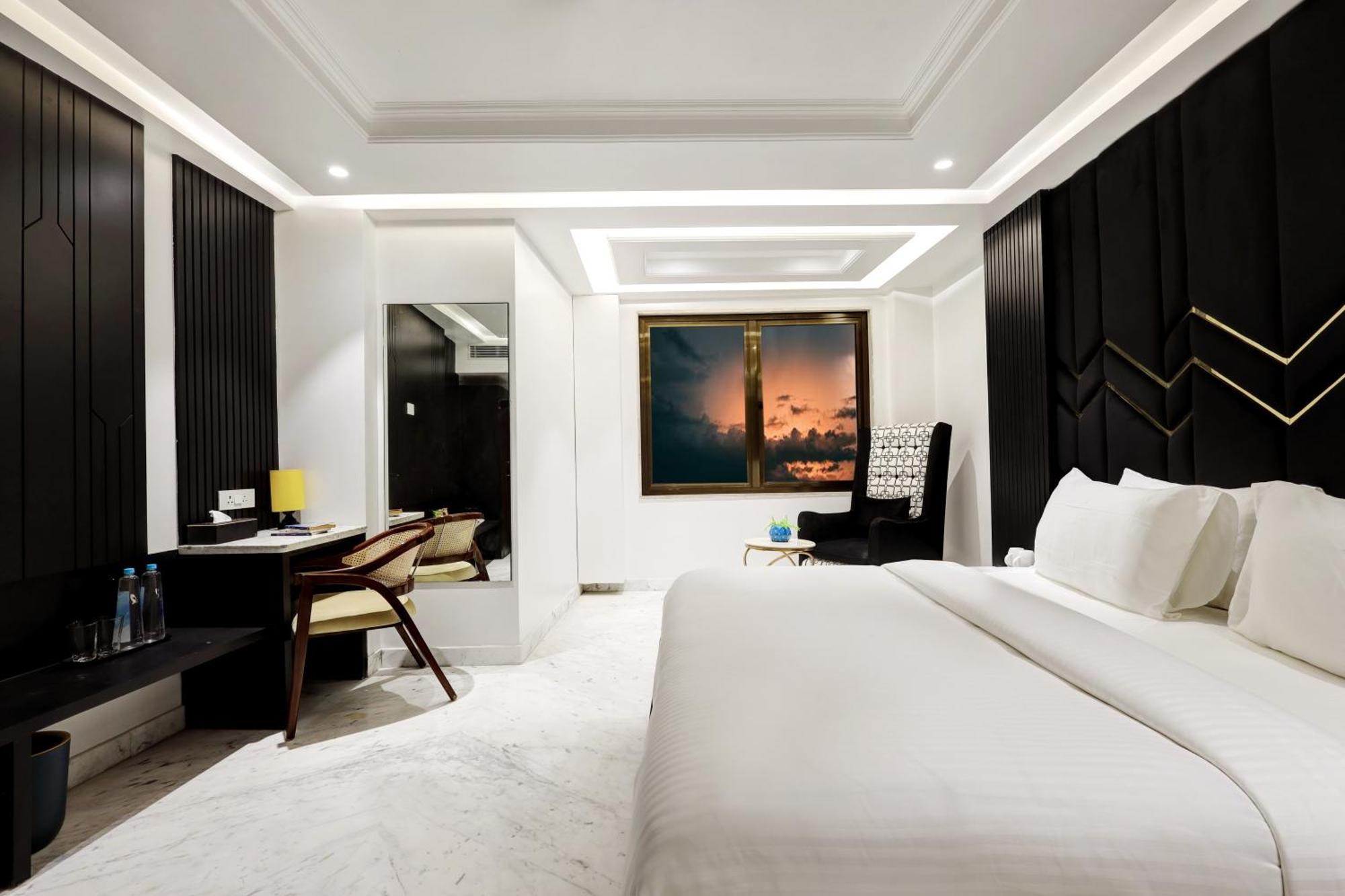 Hotel Namaste Hindustan Just A Minute Away From New Delhi Railway Station And Connaught Place Dış mekan fotoğraf